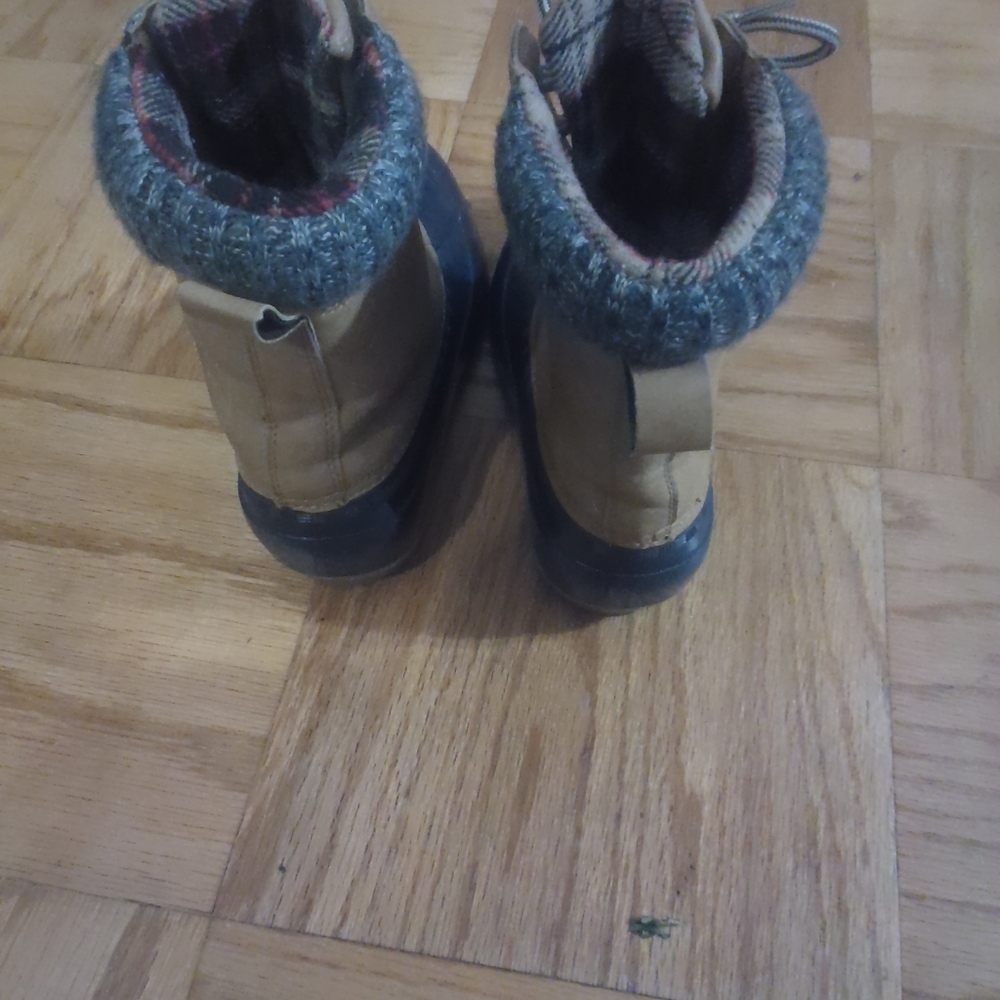 Just Fab Duck Boots Stylish Women's Tan and Blue Boots - Picture 4 of 6